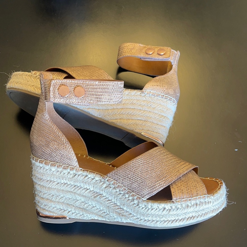 Franco Sarto wedges
